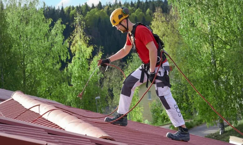 Tiilikaton pinnoitus